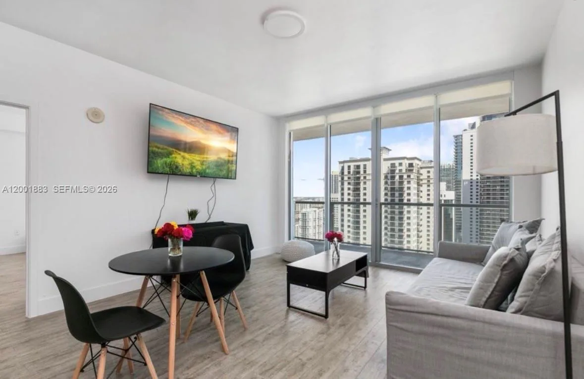 1111 SW 1st Ave # 3222-N, Miami, FL 33130 photo 4
