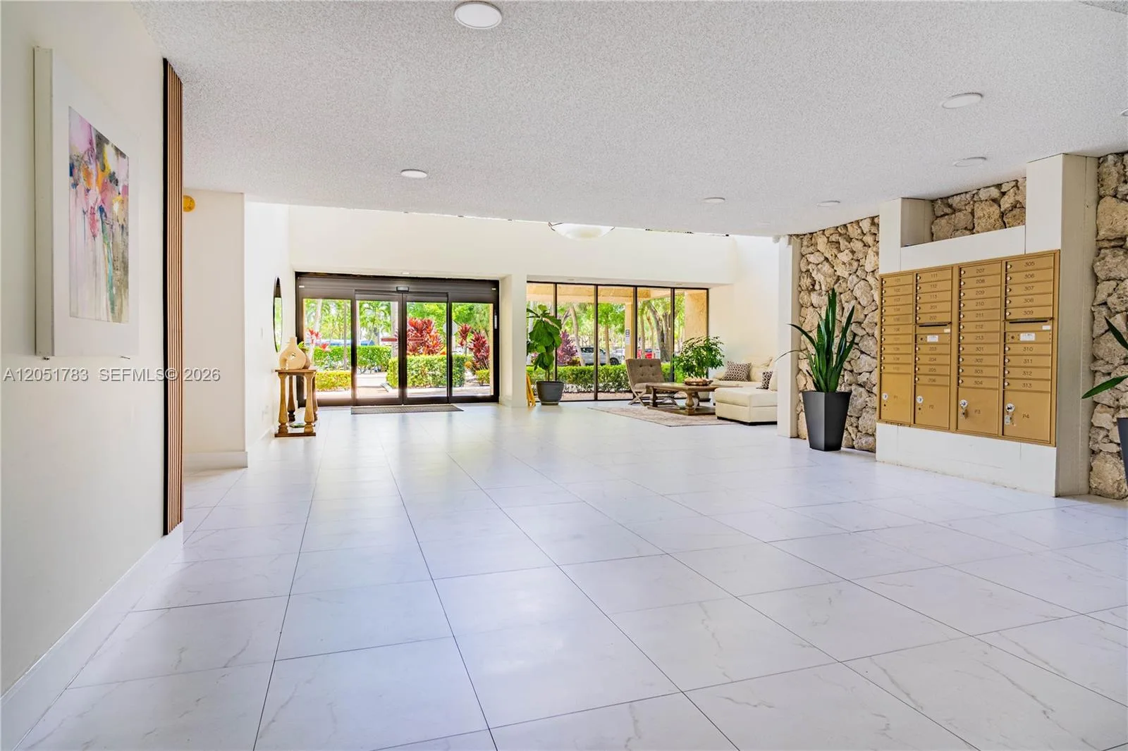 16200 Golf Club Rd # 109, Weston, FL 33326 photo 3