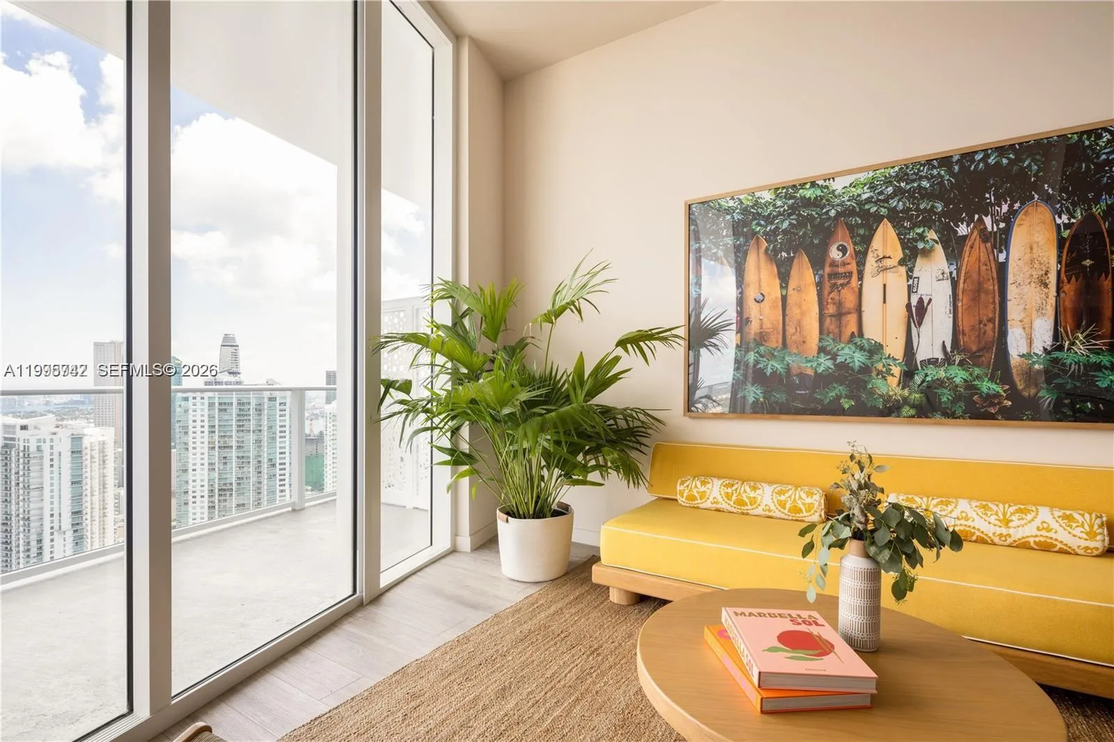 275 SW 6th St # 806, Miami, FL 33130 photo 3