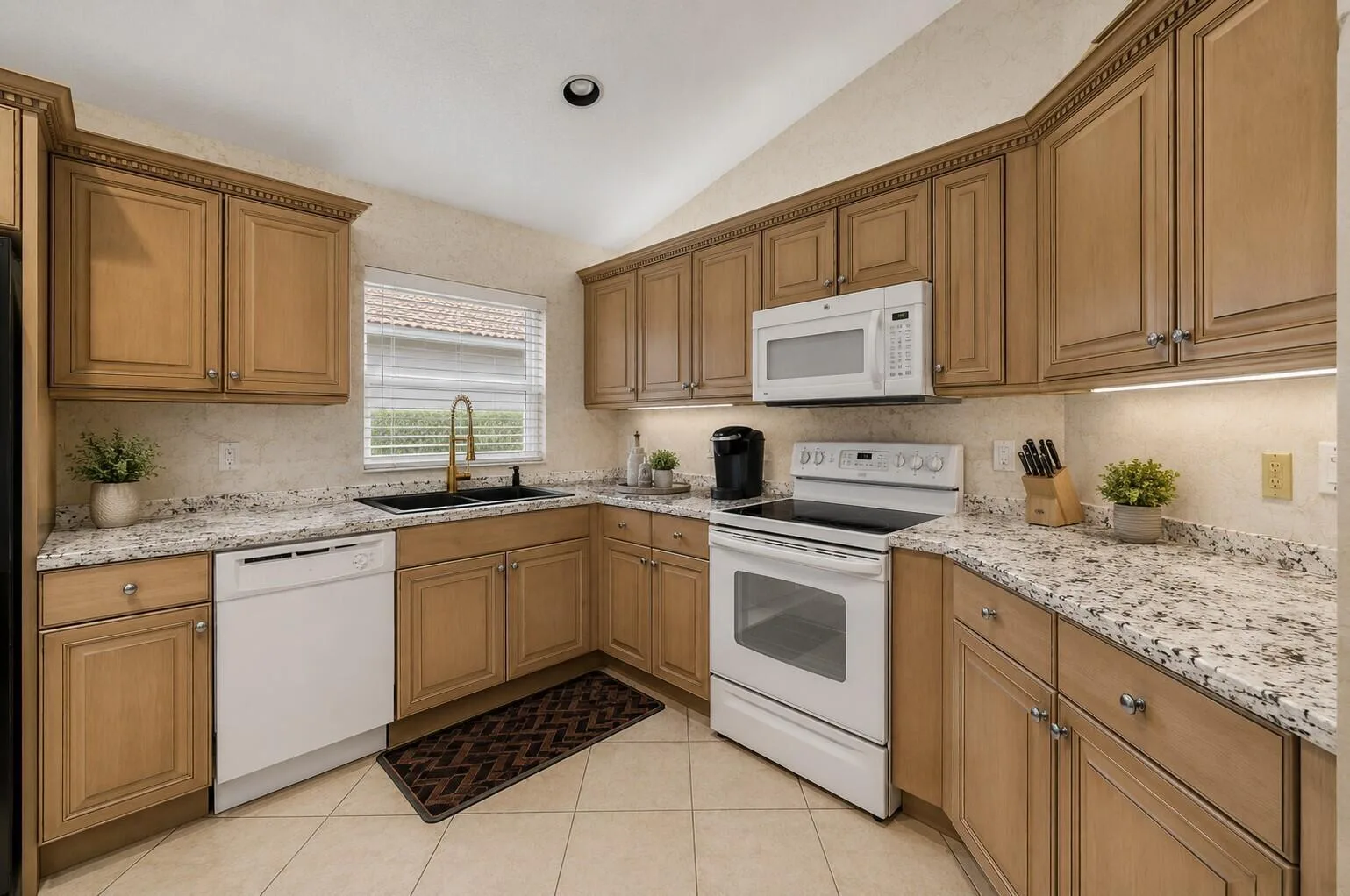 9576 Taormina Street, Lake Worth, FL 33467 photo 4