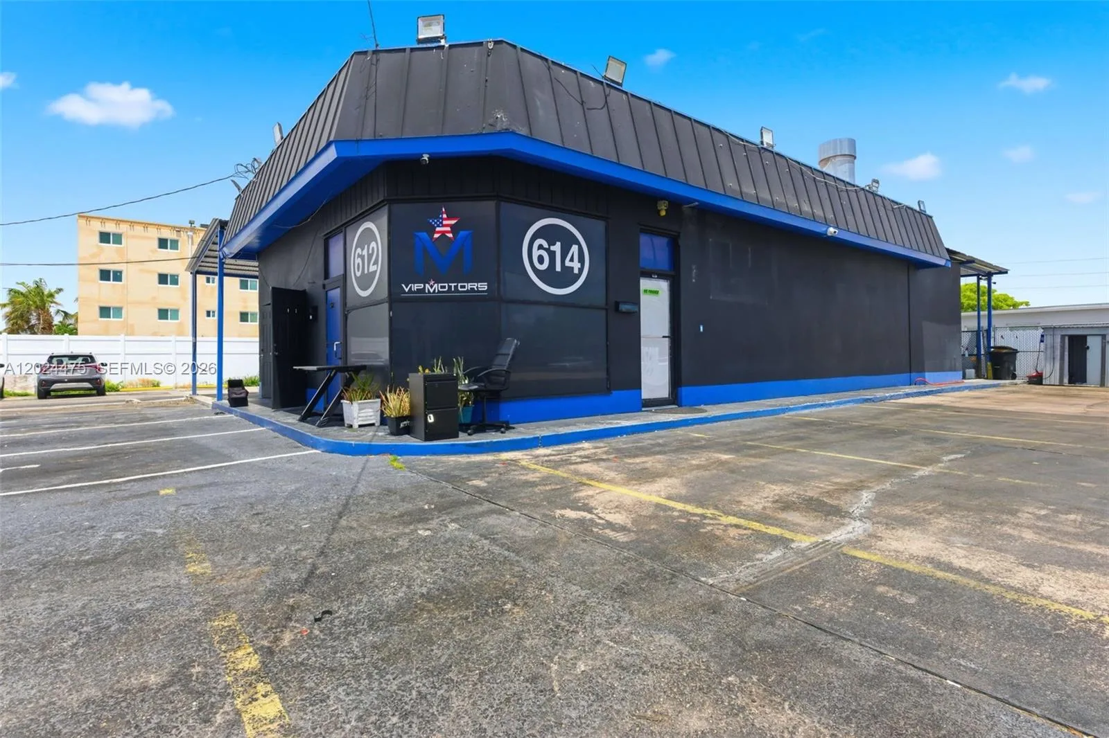 612 N Dixie Hwy, Hollywood, FL 33020