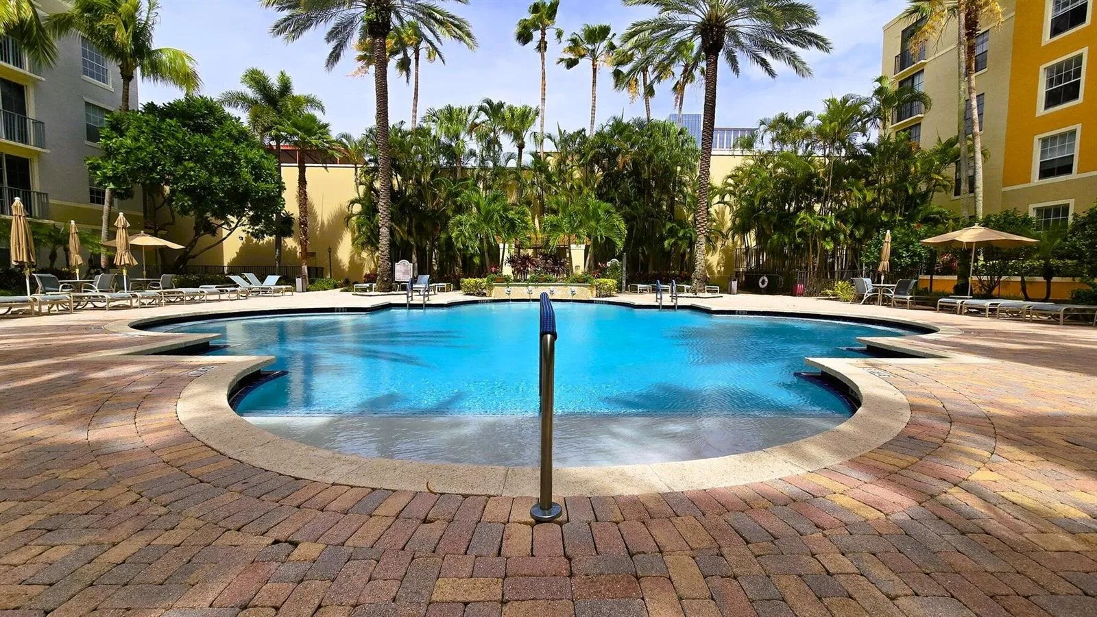 630 S Sapodilla Avenue # PH 521, West Palm Beach, FL 33401 photo 10