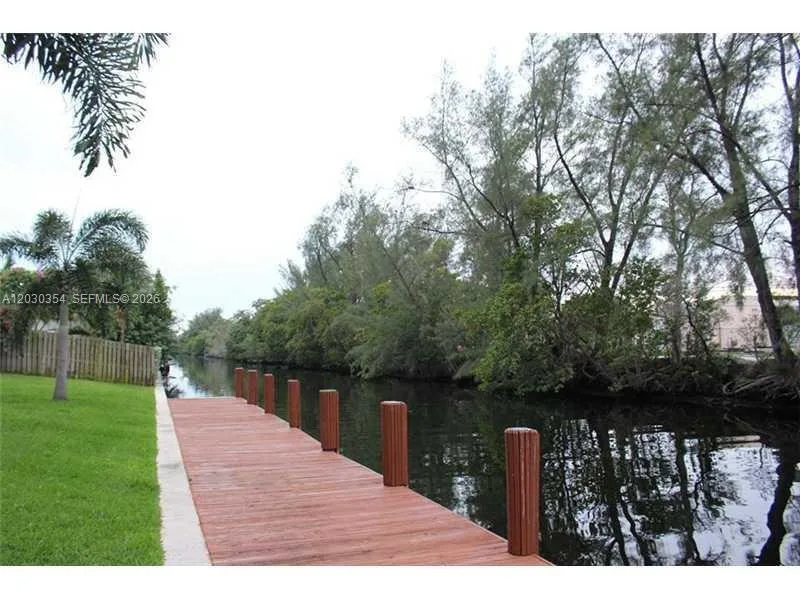 5911 NE 14th Ln # 205S, Fort Lauderdale, FL 33334 photo 13