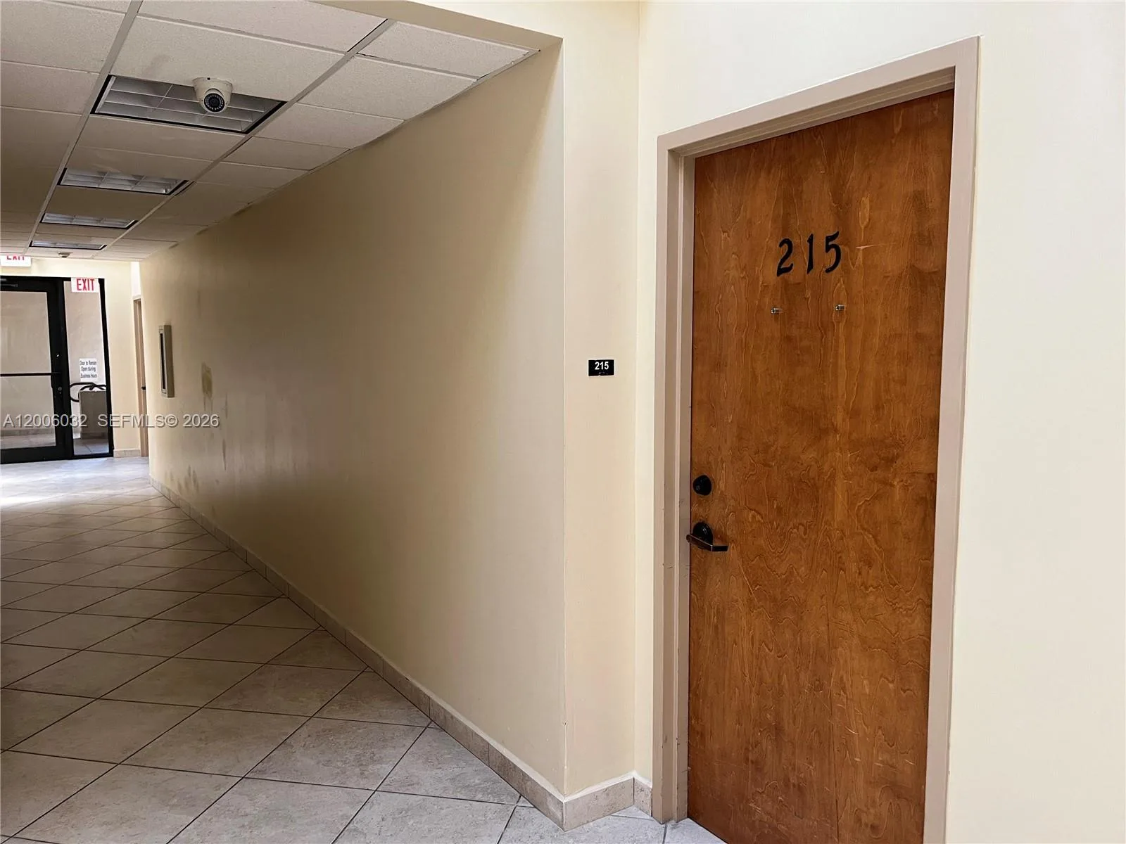 5455 SW 8 ST # 215, Miami, FL 33134