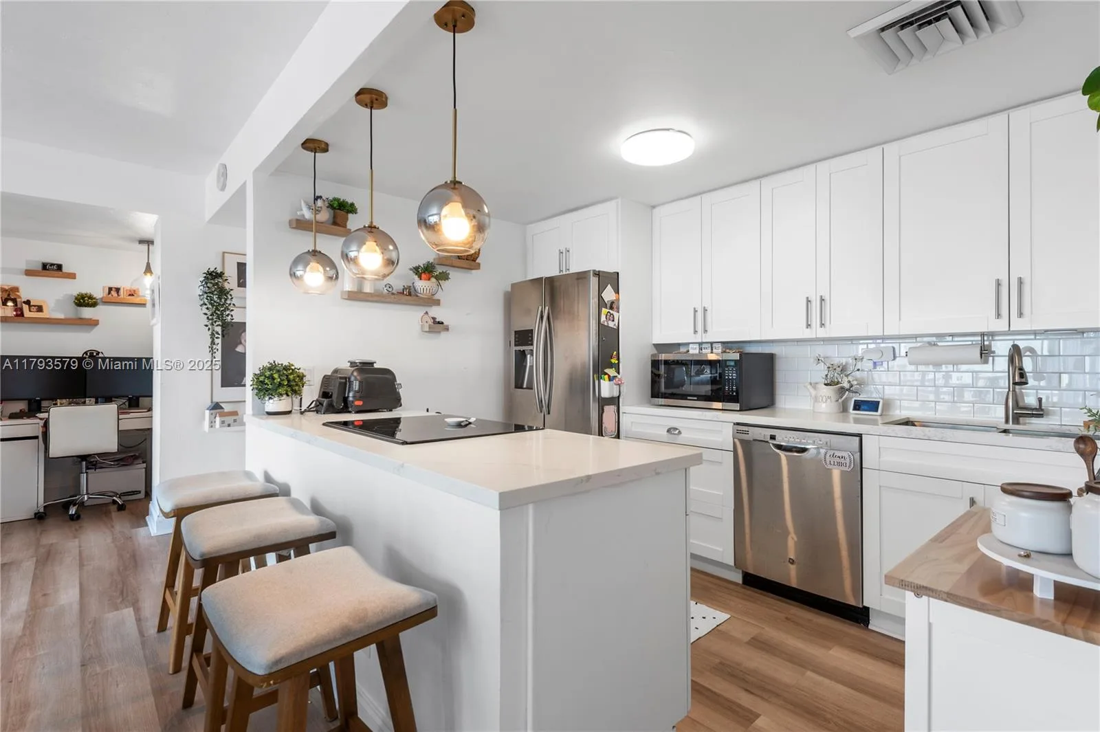 2451 Brickell Ave # 16K, Miami, FL 33129 photo 4