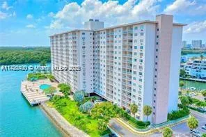 400 Kings Point Dr # 106, Sunny Isles Beach, FL 33160