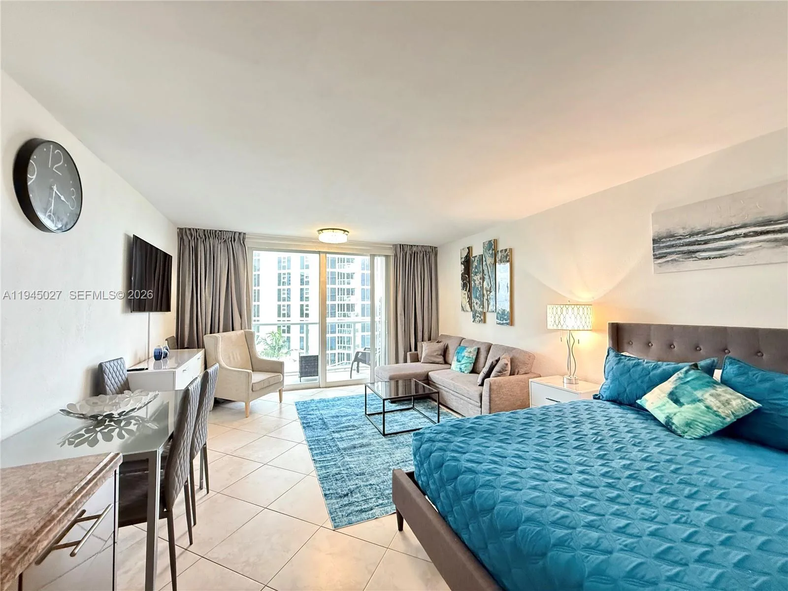 19201 Collins Ave # 420, Sunny Isles Beach, FL 33160 photo 4
