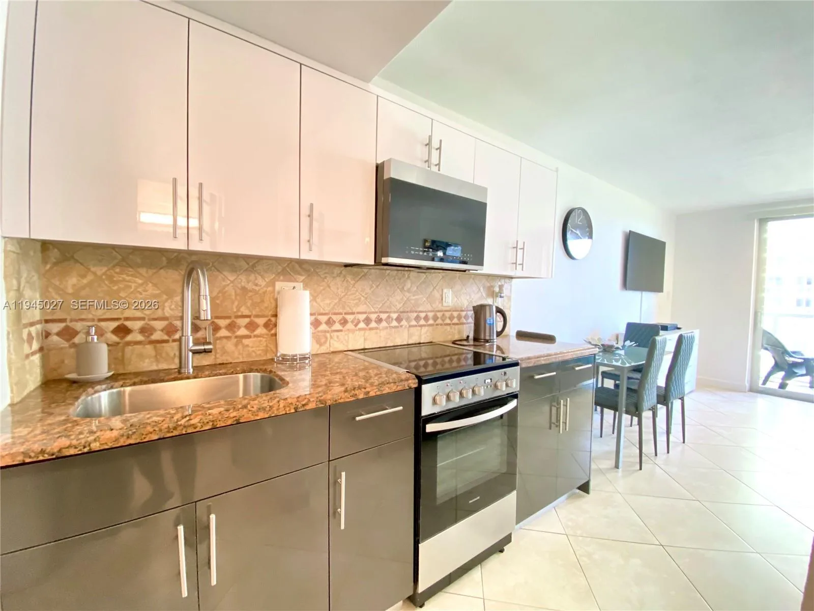 19201 Collins Ave # 420, Sunny Isles Beach, FL 33160 photo 9