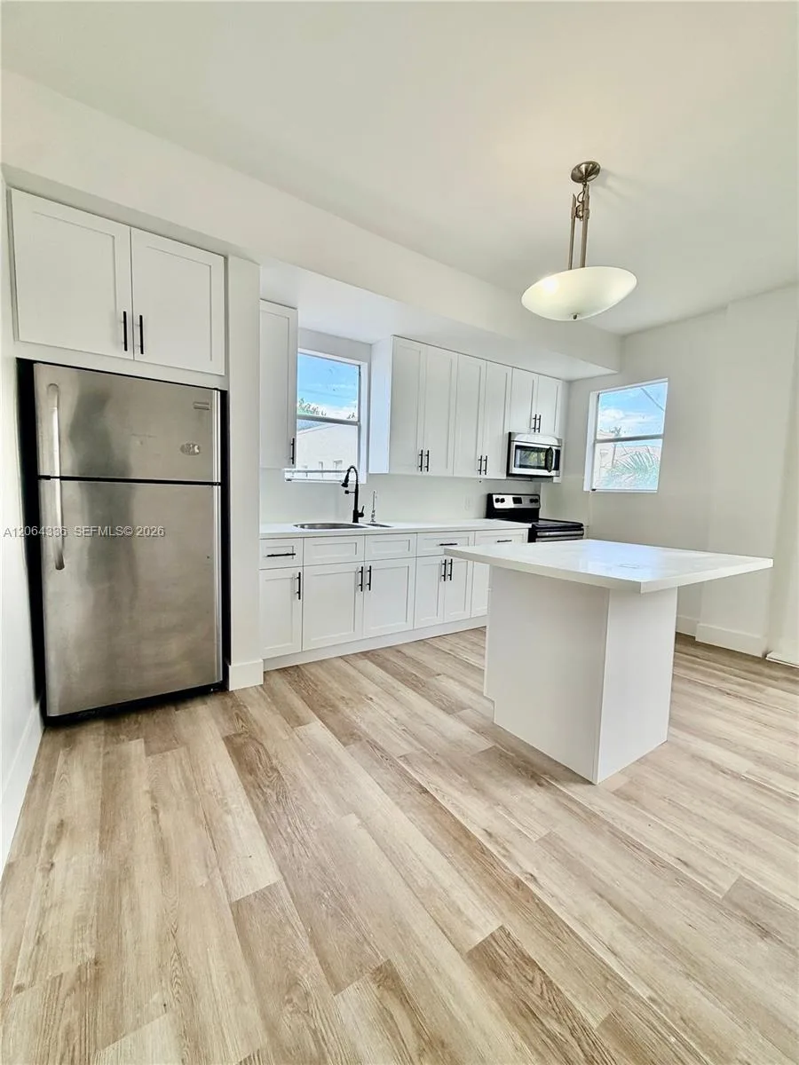737 Jefferson Ave # 204, Miami Beach, FL 33139 photo 2