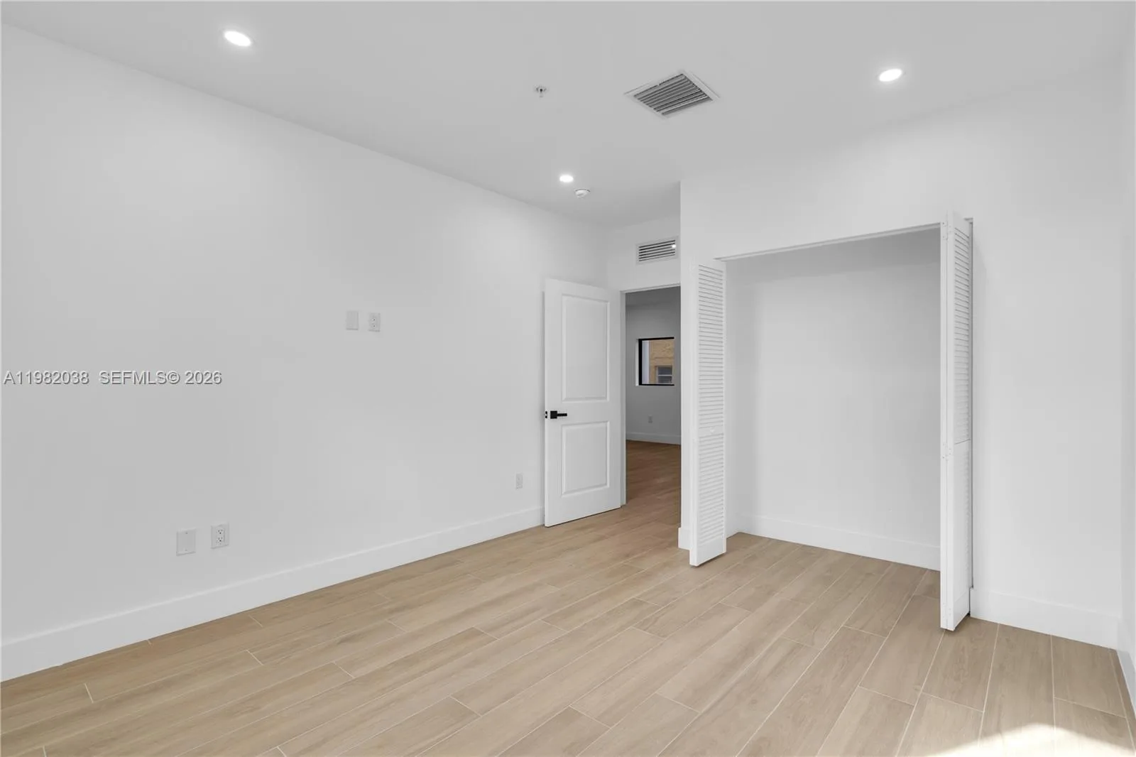 1037 NW 2nd St # 3A, Miami, FL 33128 photo 8