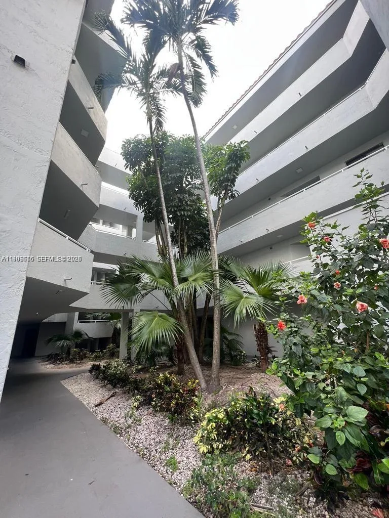 8215 SW 152nd Ave # G-418, Miami, FL 33193 photo 2