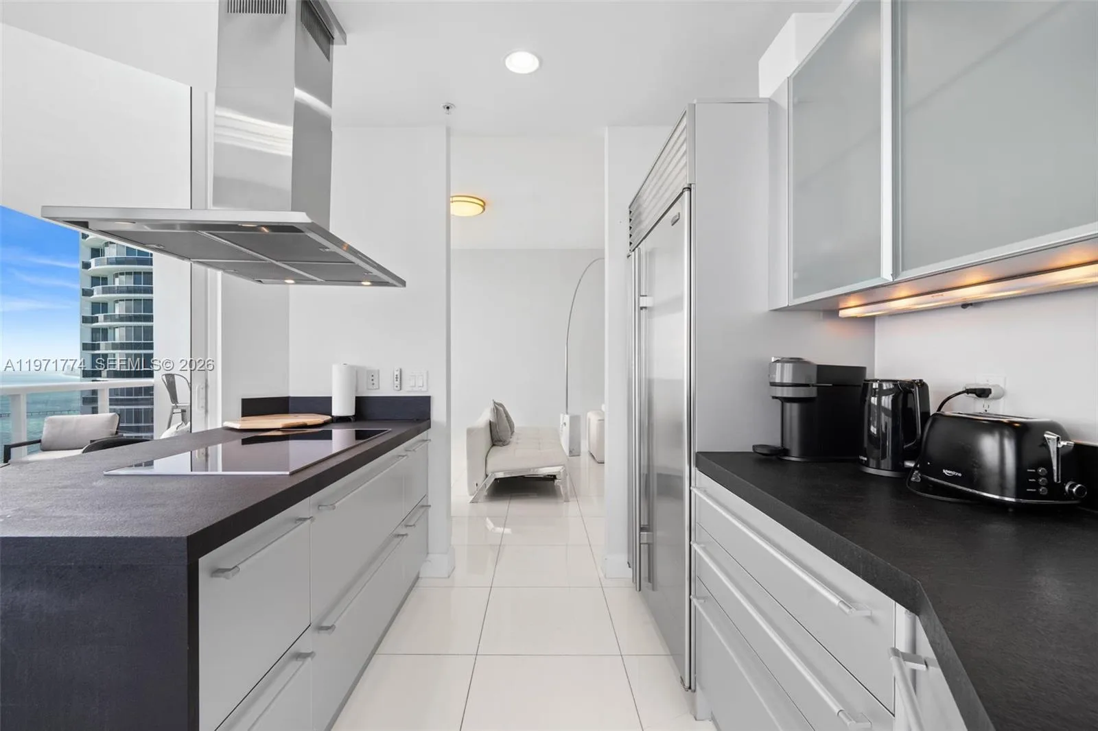 18201 Collins Ave # 4709, Sunny Isles Beach, FL 33160 photo 4