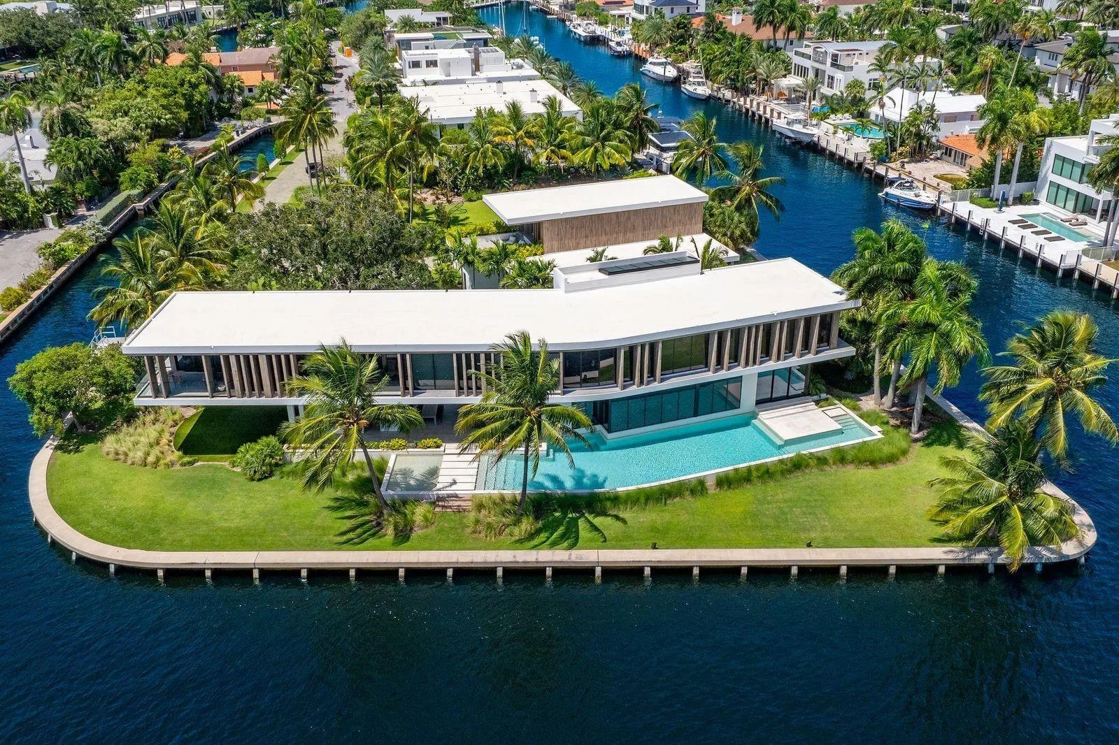 516 Mola Avenue, Fort Lauderdale, FL 33301 photo 3