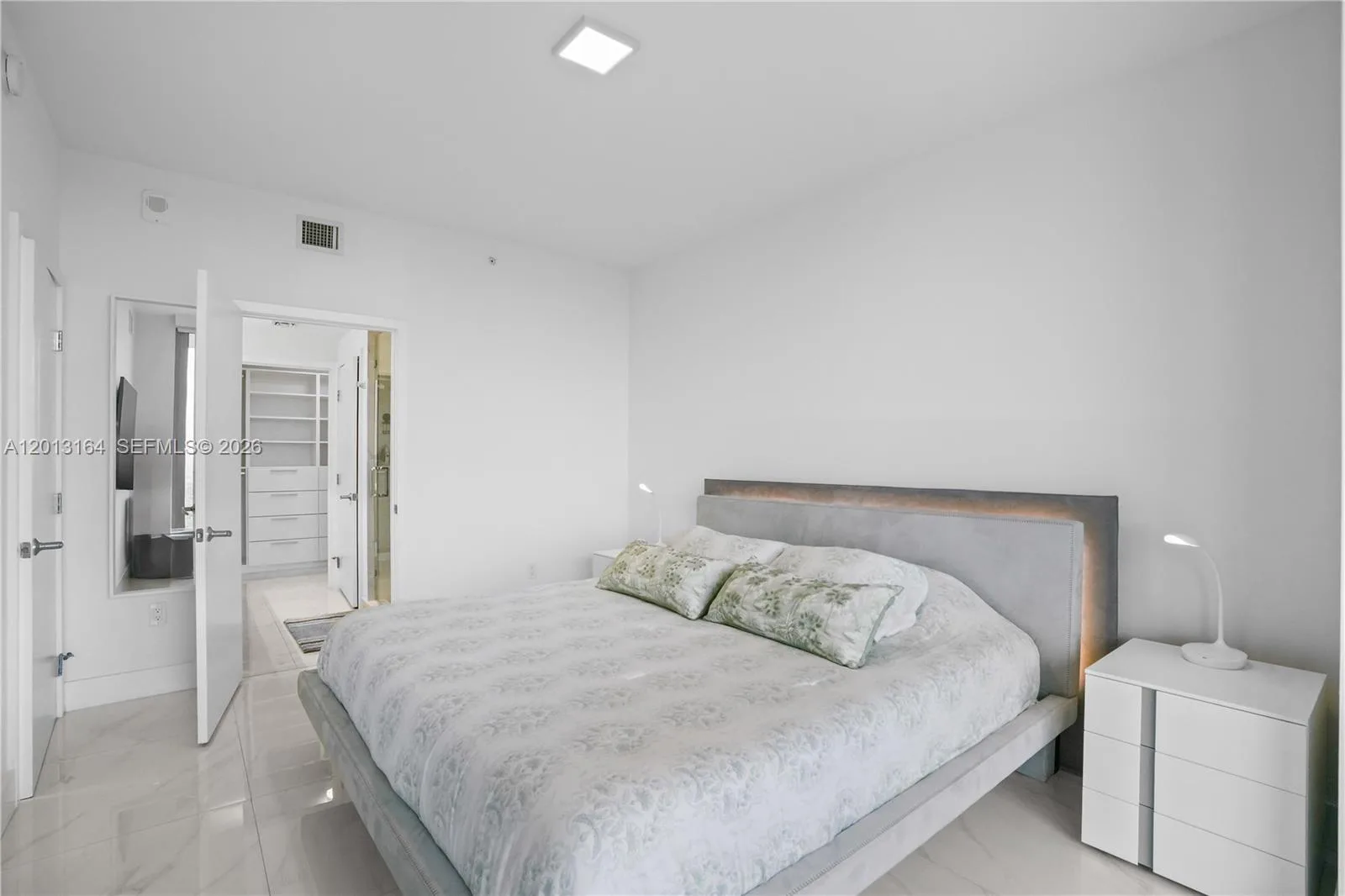 16385 Biscayne Blvd # 1402, North Miami Beach, FL 33160 photo 13