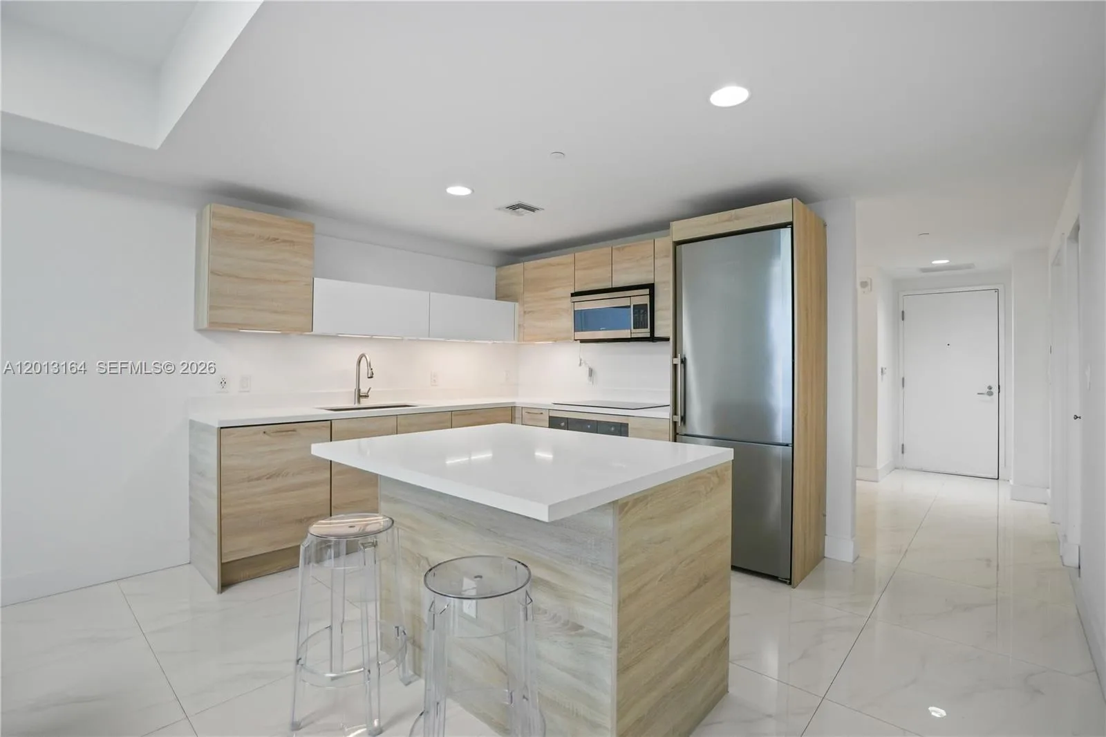 16385 Biscayne Blvd # 1402, North Miami Beach, FL 33160 photo 6