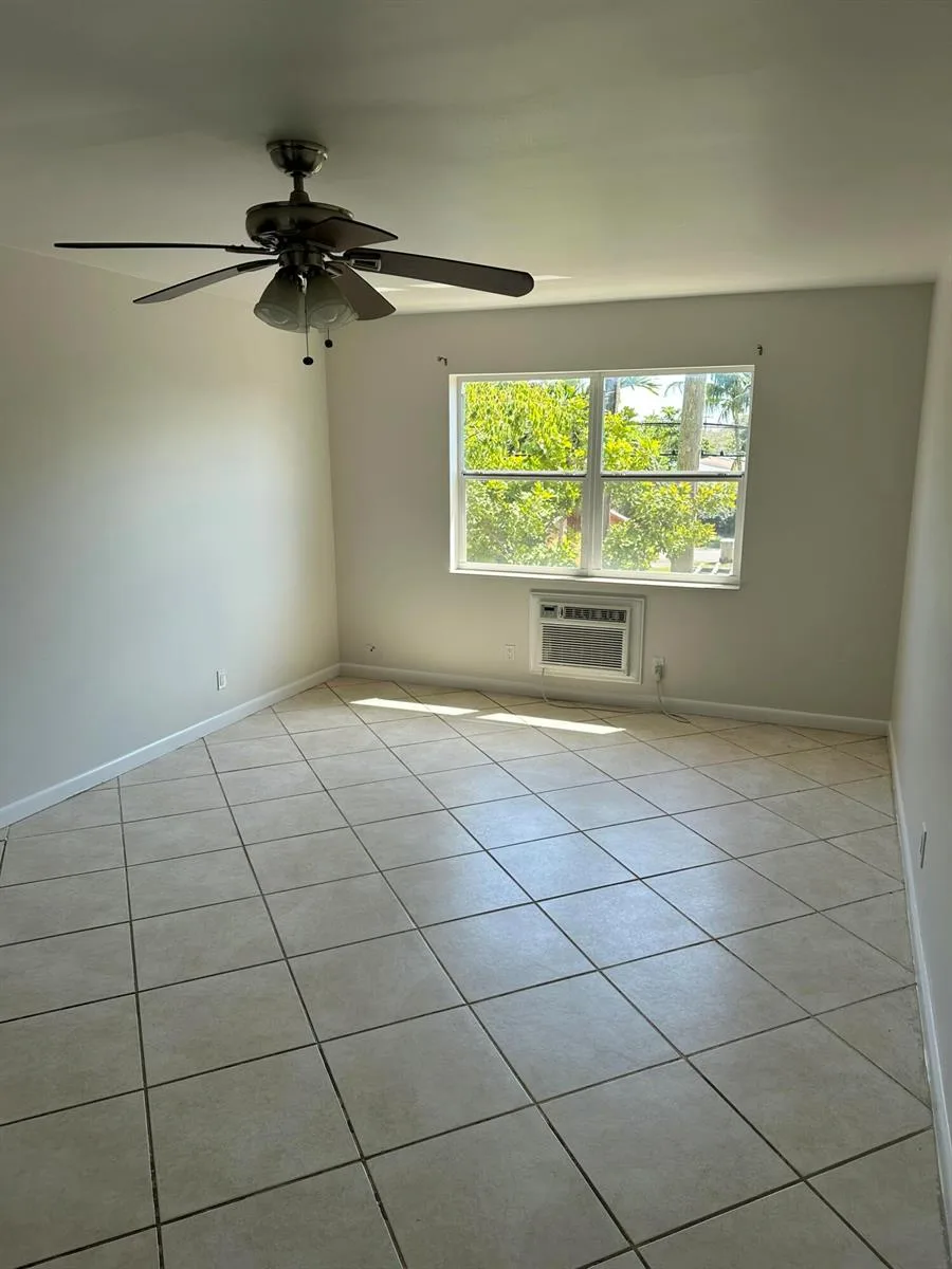 1480 E Sample Road # 207, Pompano Beach, FL 33064 photo 4
