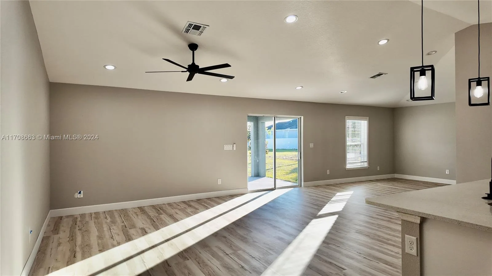 312 E Tropicana Pkwy, Cape Coral, FL 33909 photo 5