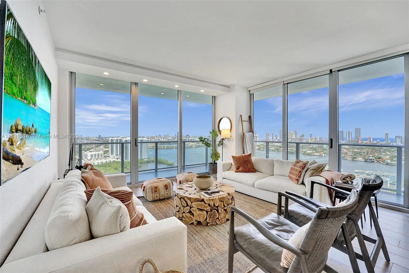 16385 Biscayne Blvd # 3107, North Miami Beach, FL 33160
