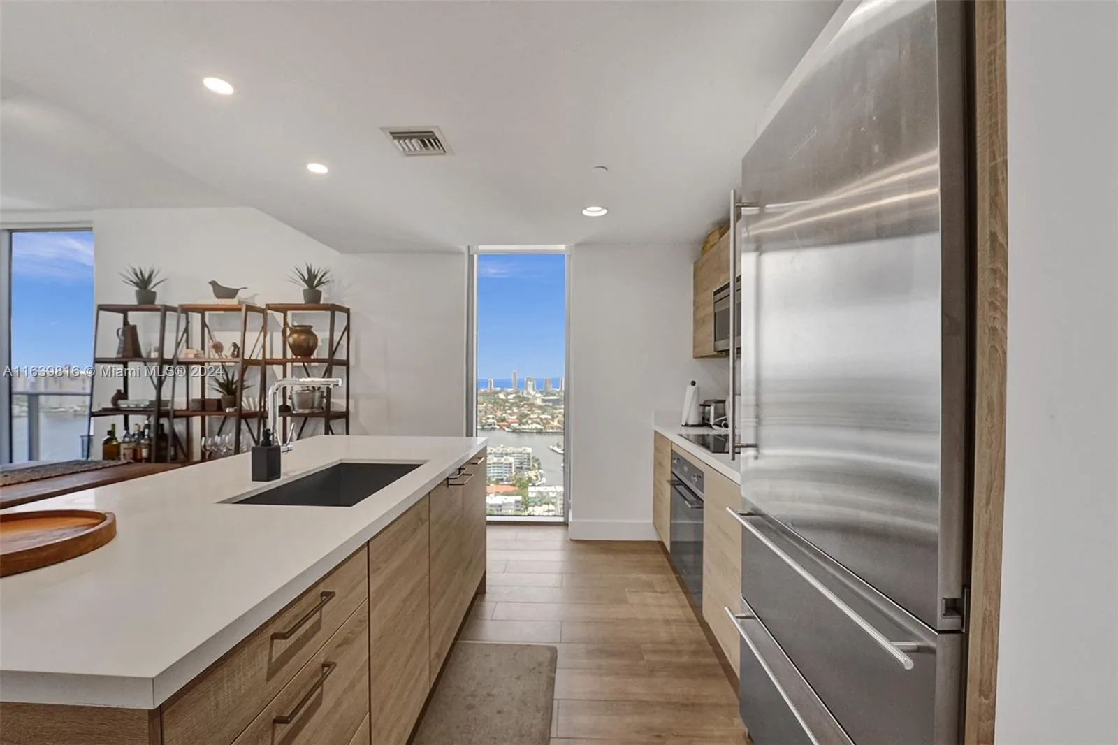 16385 Biscayne Blvd # 3107, North Miami Beach, FL 33160 photo 7