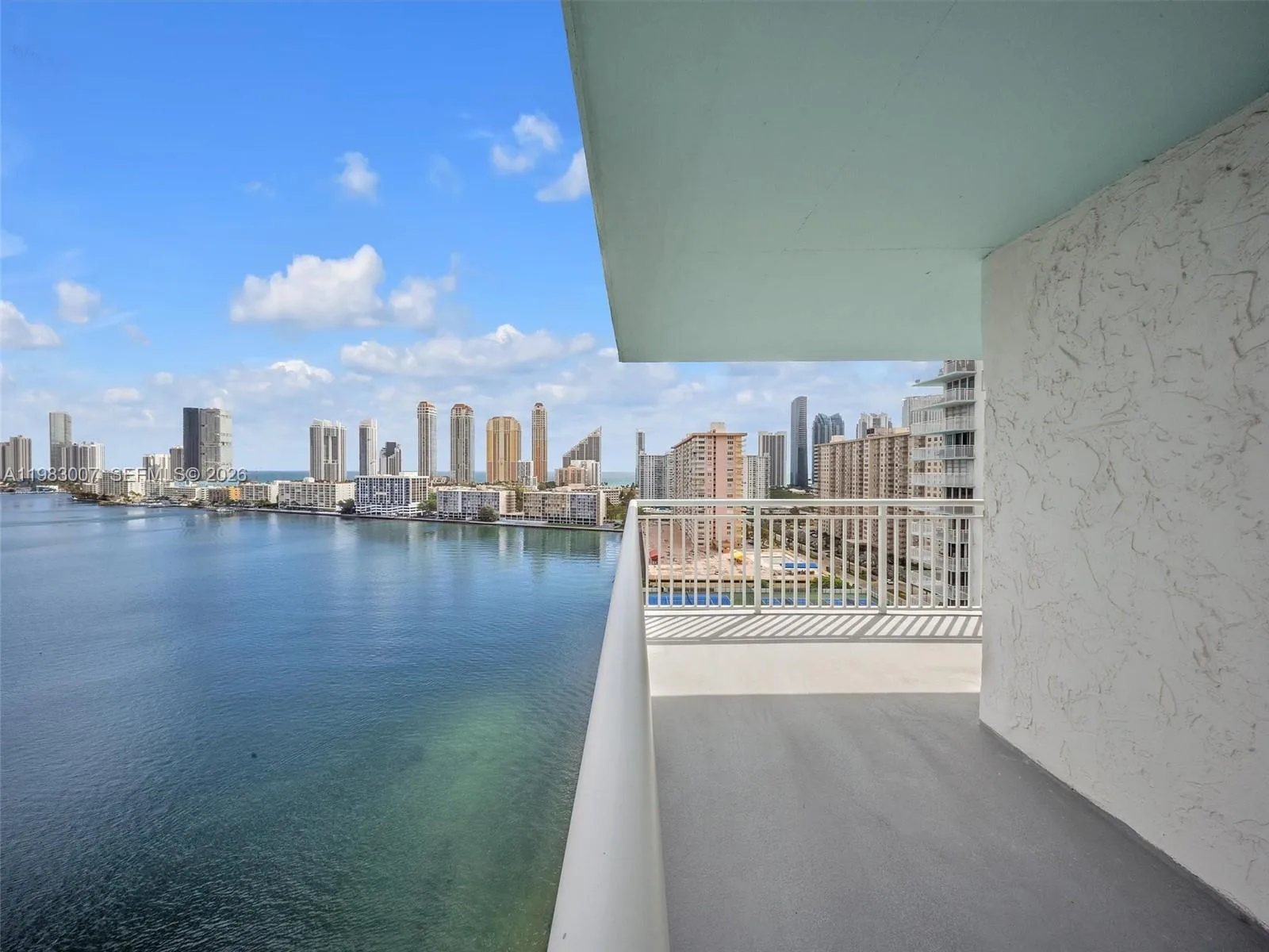 301 174th St # 1818, Sunny Isles Beach, FL 33160 photo 4