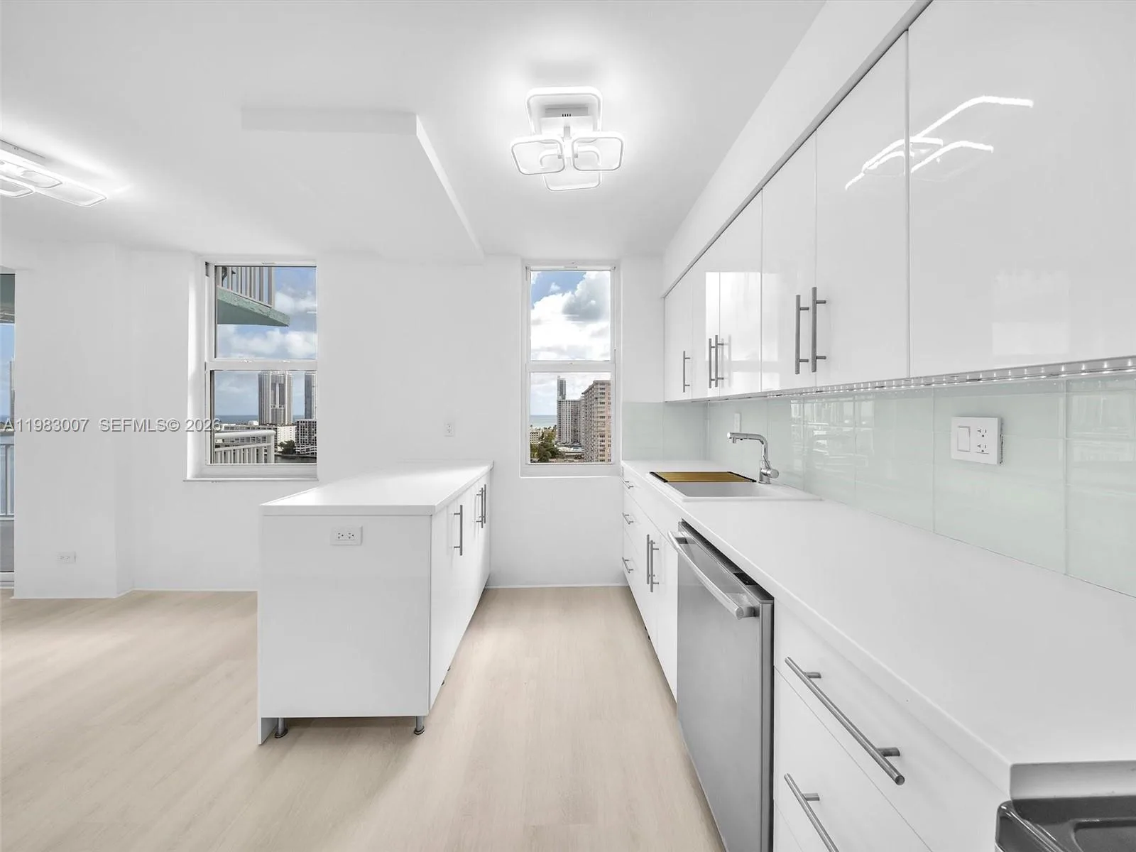 301 174th St # 1818, Sunny Isles Beach, FL 33160 photo 6