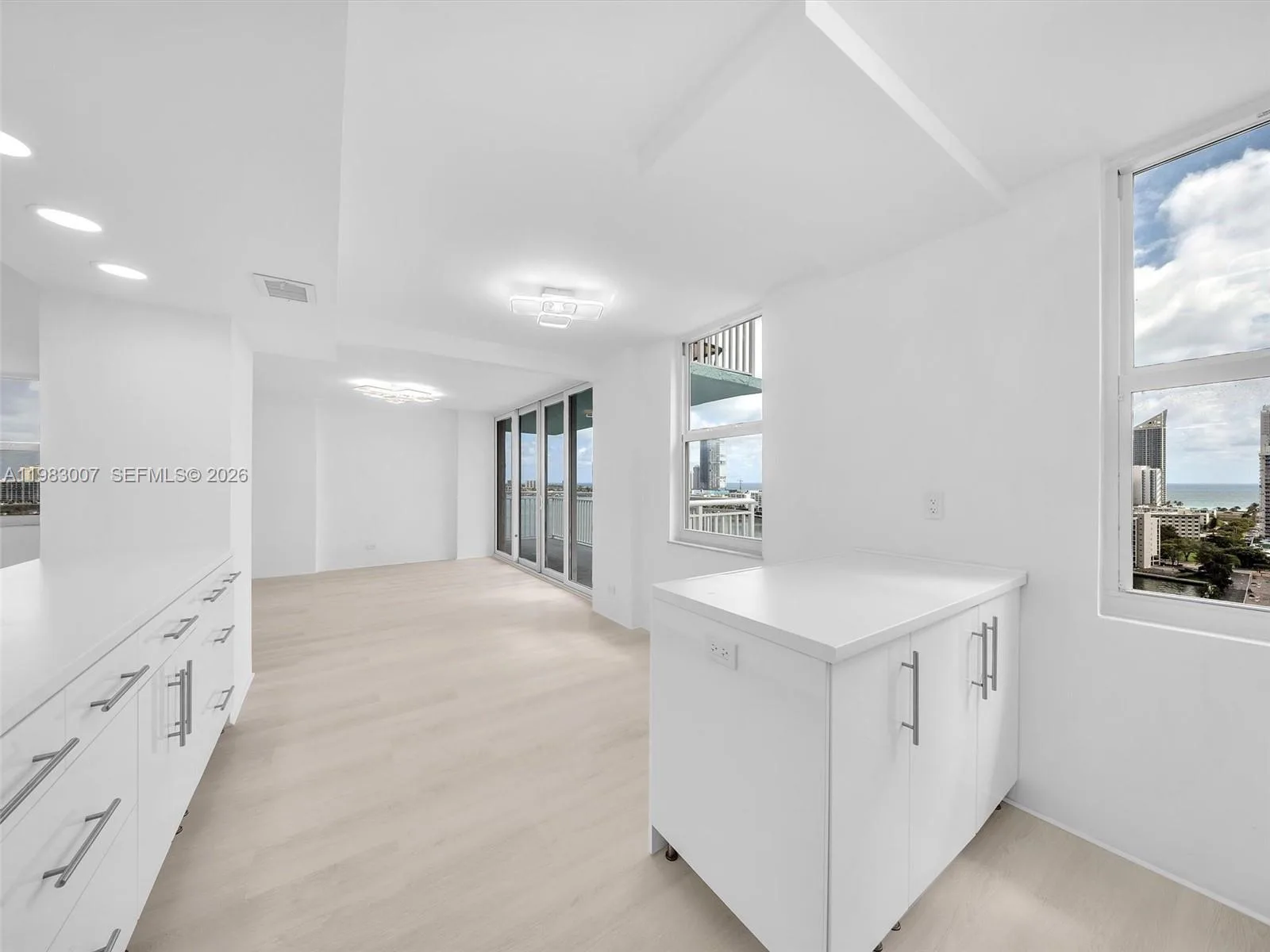 301 174th St # 1818, Sunny Isles Beach, FL 33160 photo 7