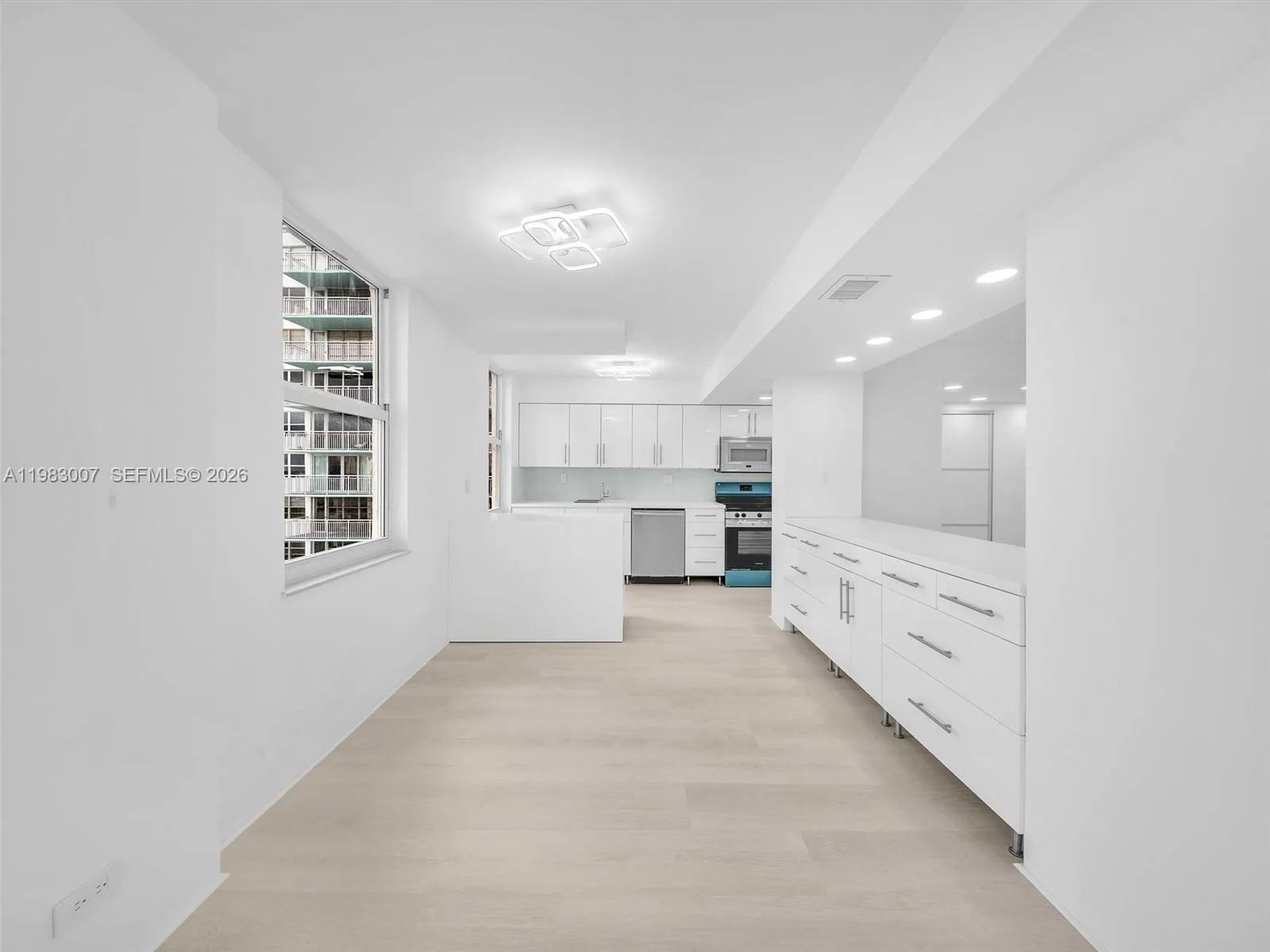 301 174th St # 1818, Sunny Isles Beach, FL 33160 photo 9