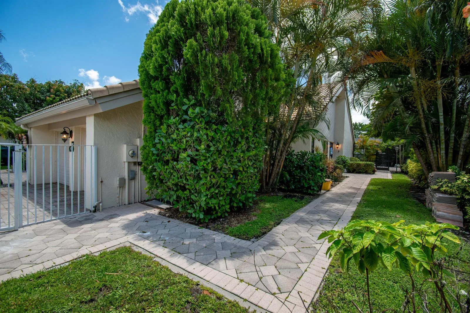 9708 Erica Court, Boca Raton, FL 33496 photo 6