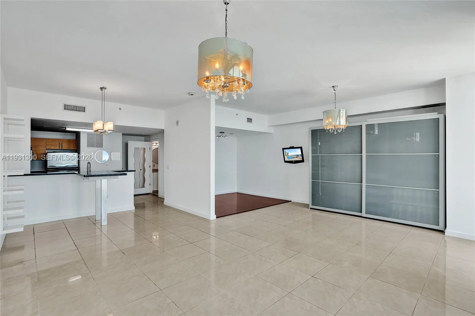 725 NE 22nd St # 9E, Miami, FL 33137 photo 3