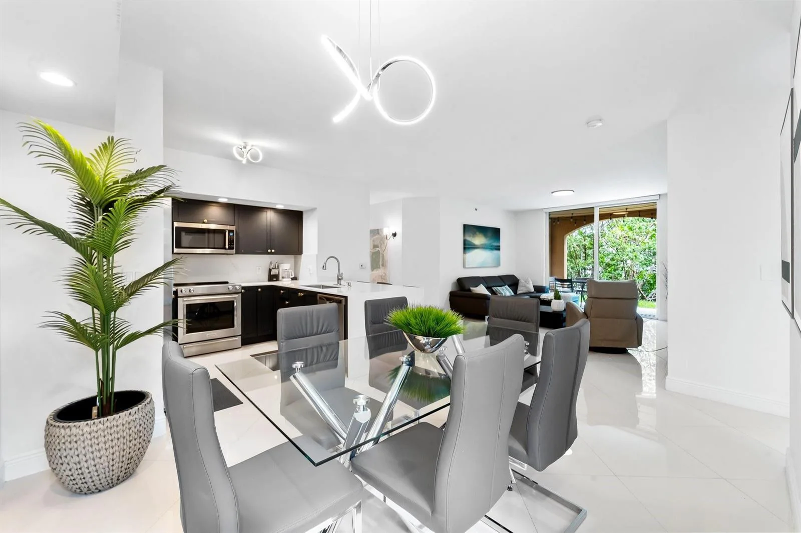 19999 E Country Club Drive # 1108, Aventura, FL 33180