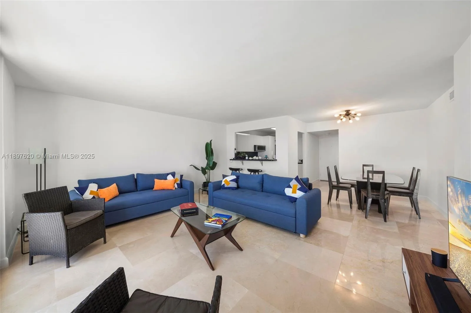 5555 Collins Ave # 14E, Miami Beach, FL 33140 photo 4