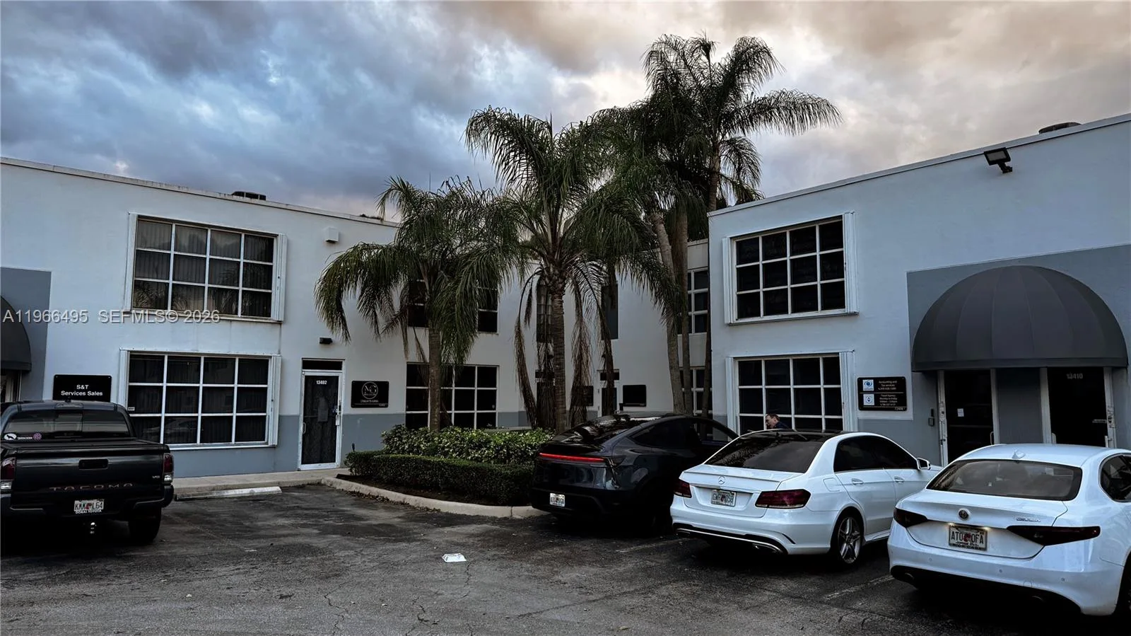 13406 SW 128th St, Miami, FL 33186