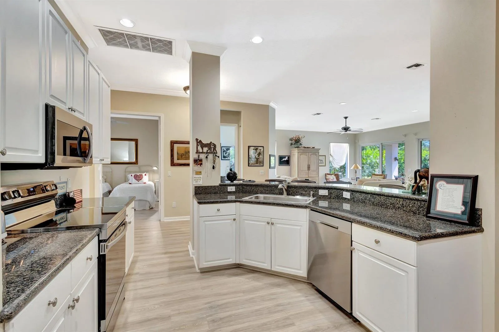 2941 Twin Oaks Way, Wellington, FL 33414 photo 6