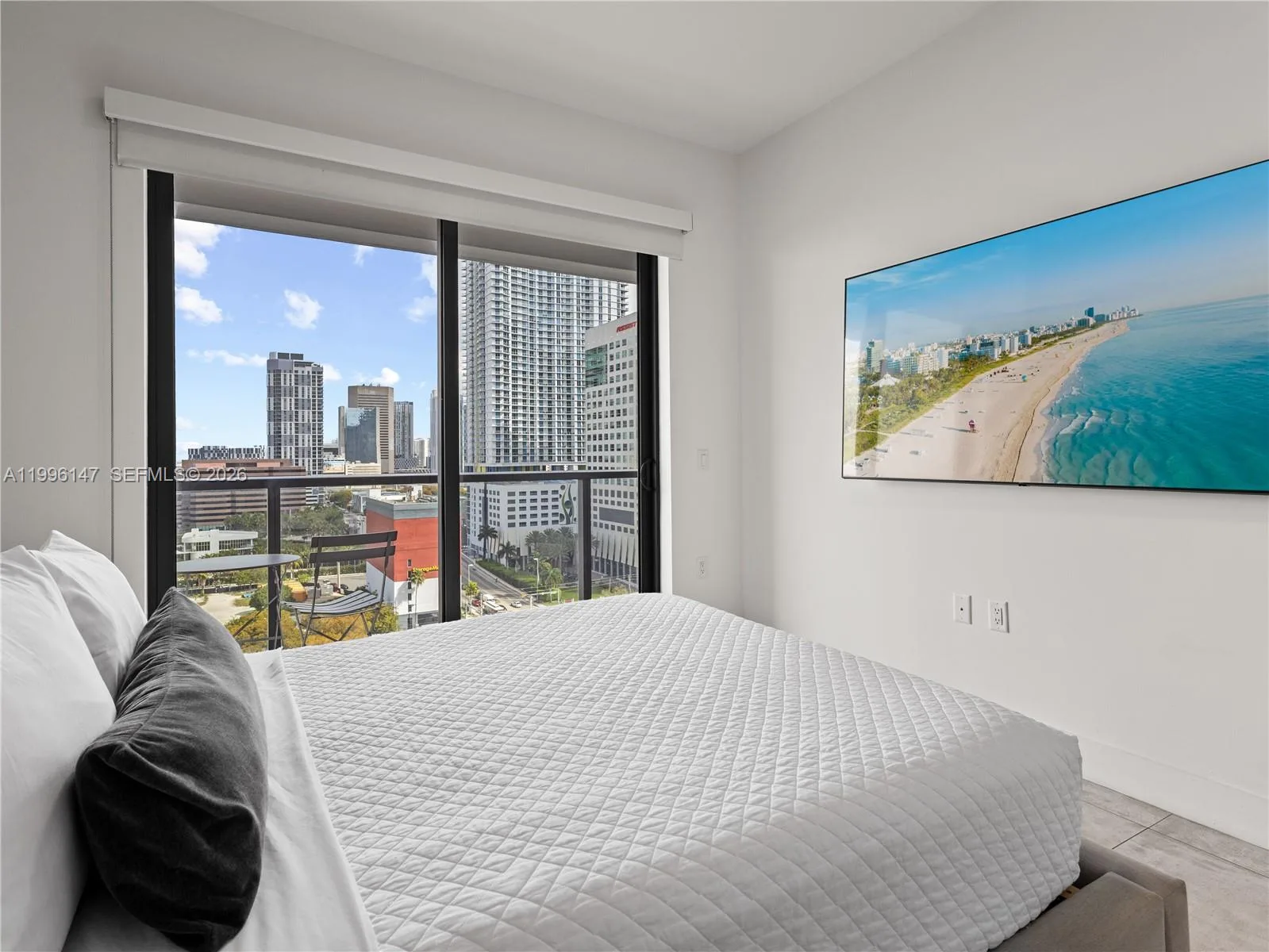 239 SW 9th St # 1403, Miami, FL 33130 photo 10