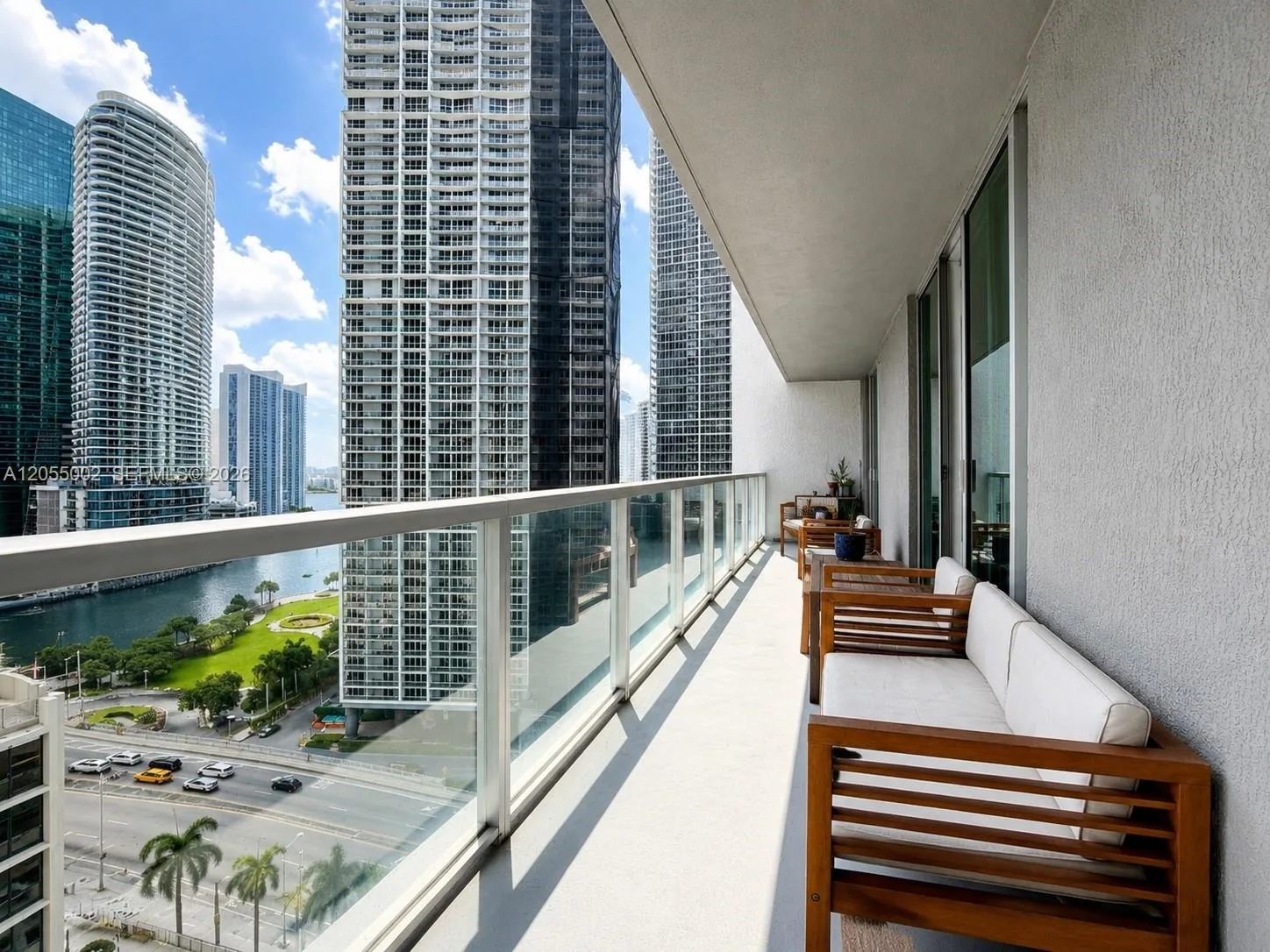500 Brickell Ave # 1805, Miami, FL 33131