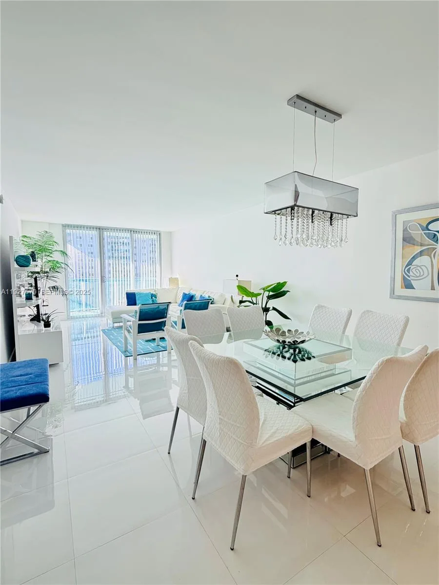 19370 Collins Ave # 902, Sunny Isles Beach, FL 33160
