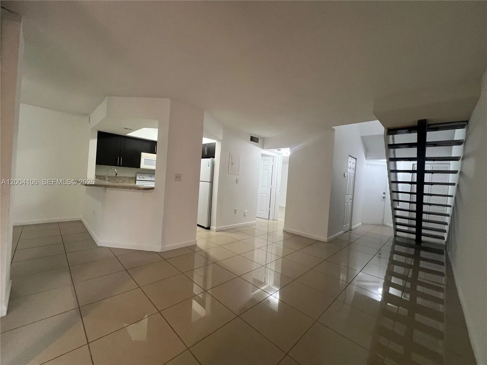 8335 SW 152 AV # B-401, Miami, FL 33193 photo 2