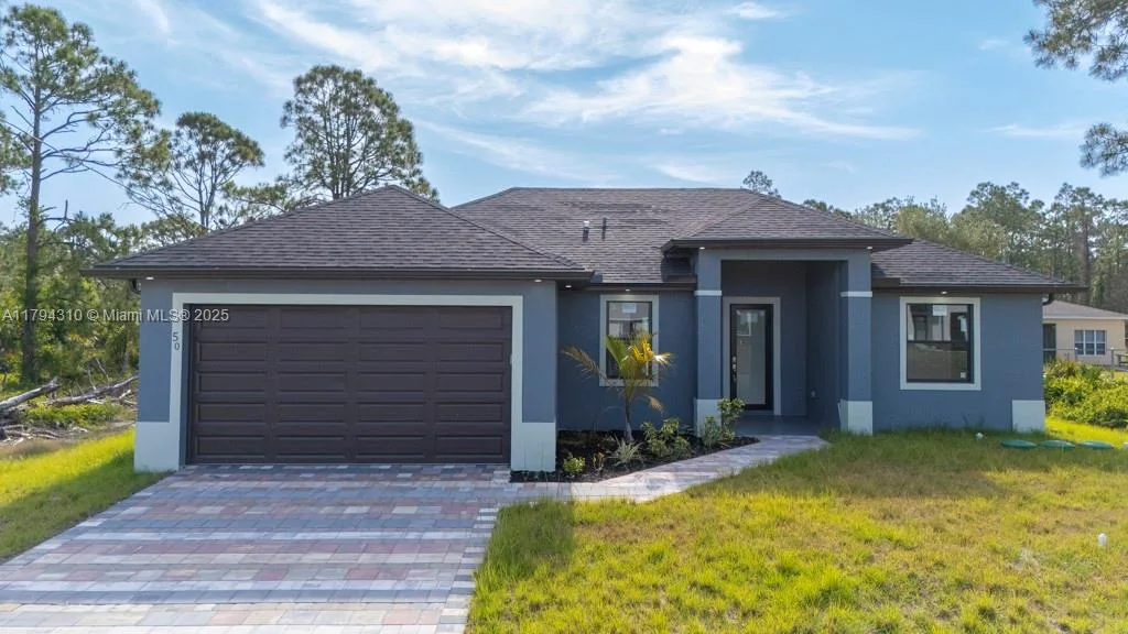 509 Cottonwood S Ave, Lehigh Acres, FL 33974