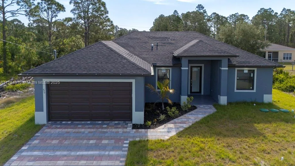 509 Cottonwood S Ave, Lehigh Acres, FL 33974 photo 2