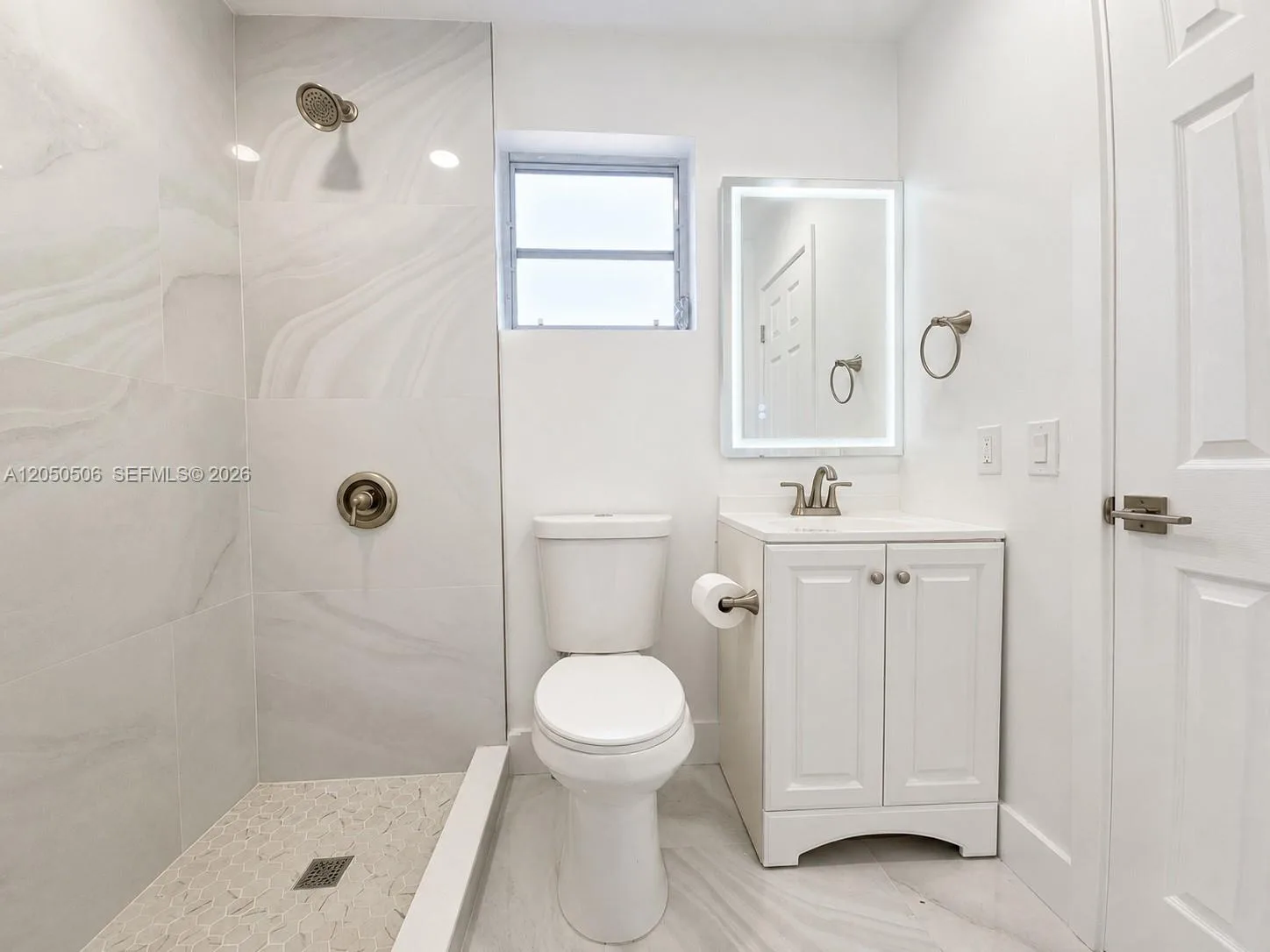 5190 E 1st Ave # B, Hialeah, FL 33013 photo 7