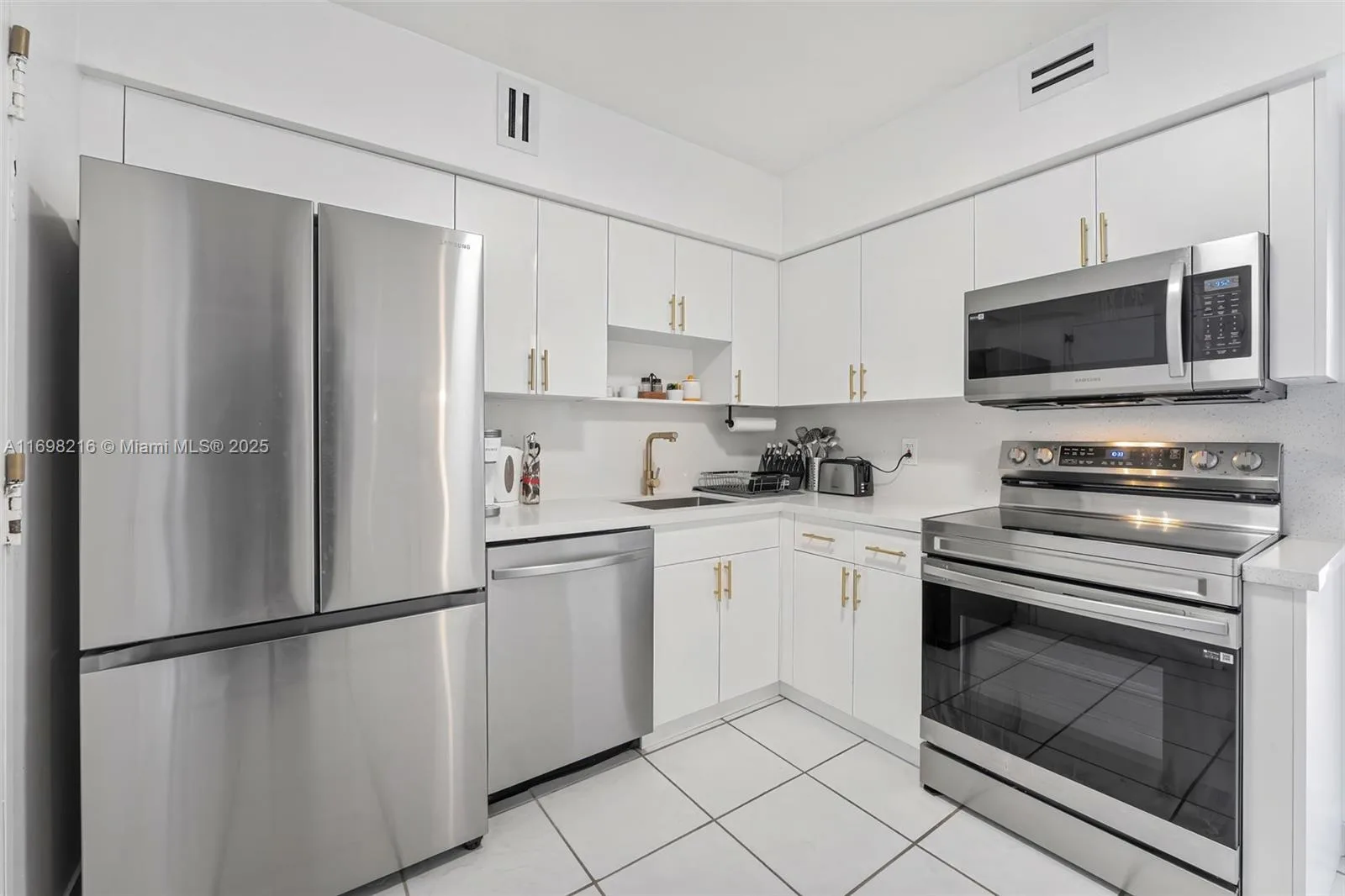 5700 Collins Ave # 5B, Miami Beach, FL 33140 photo 8