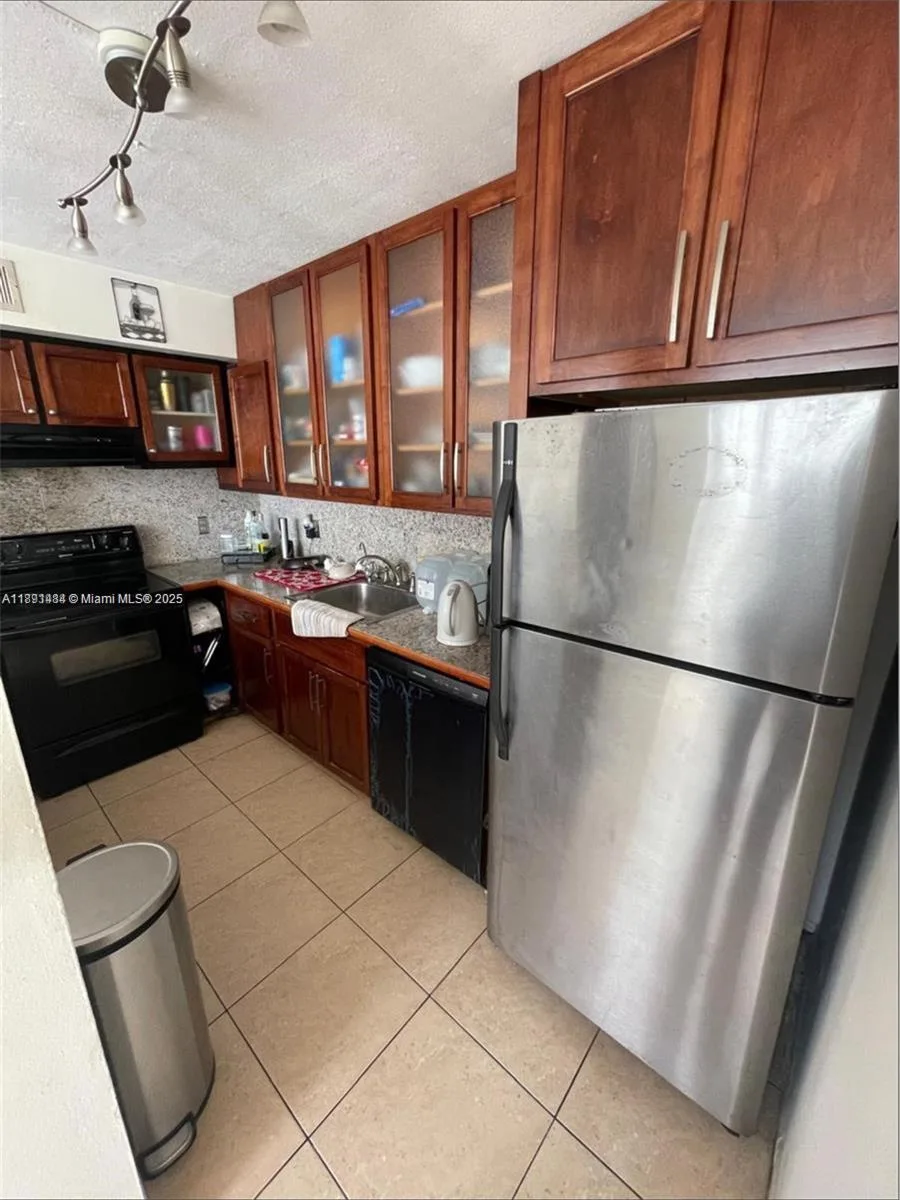 9460 Live Oak Pl # 309, Davie, FL 33324 photo 4