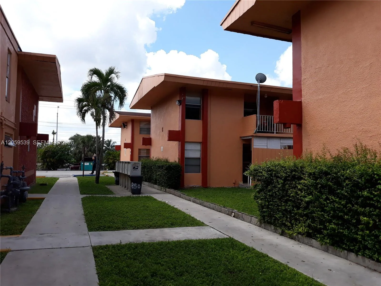 6850 W 14th Ct # A24, Hialeah, FL 33014 photo 10