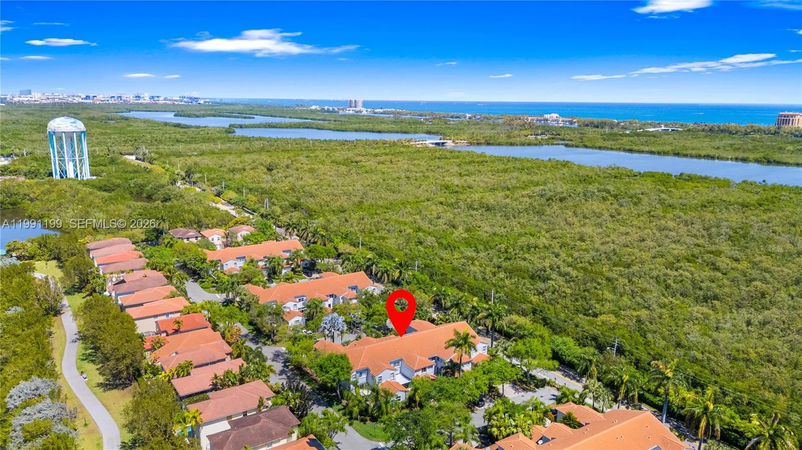 1120 Canella Ln # 1120, Hollywood, FL 33019 photo 4