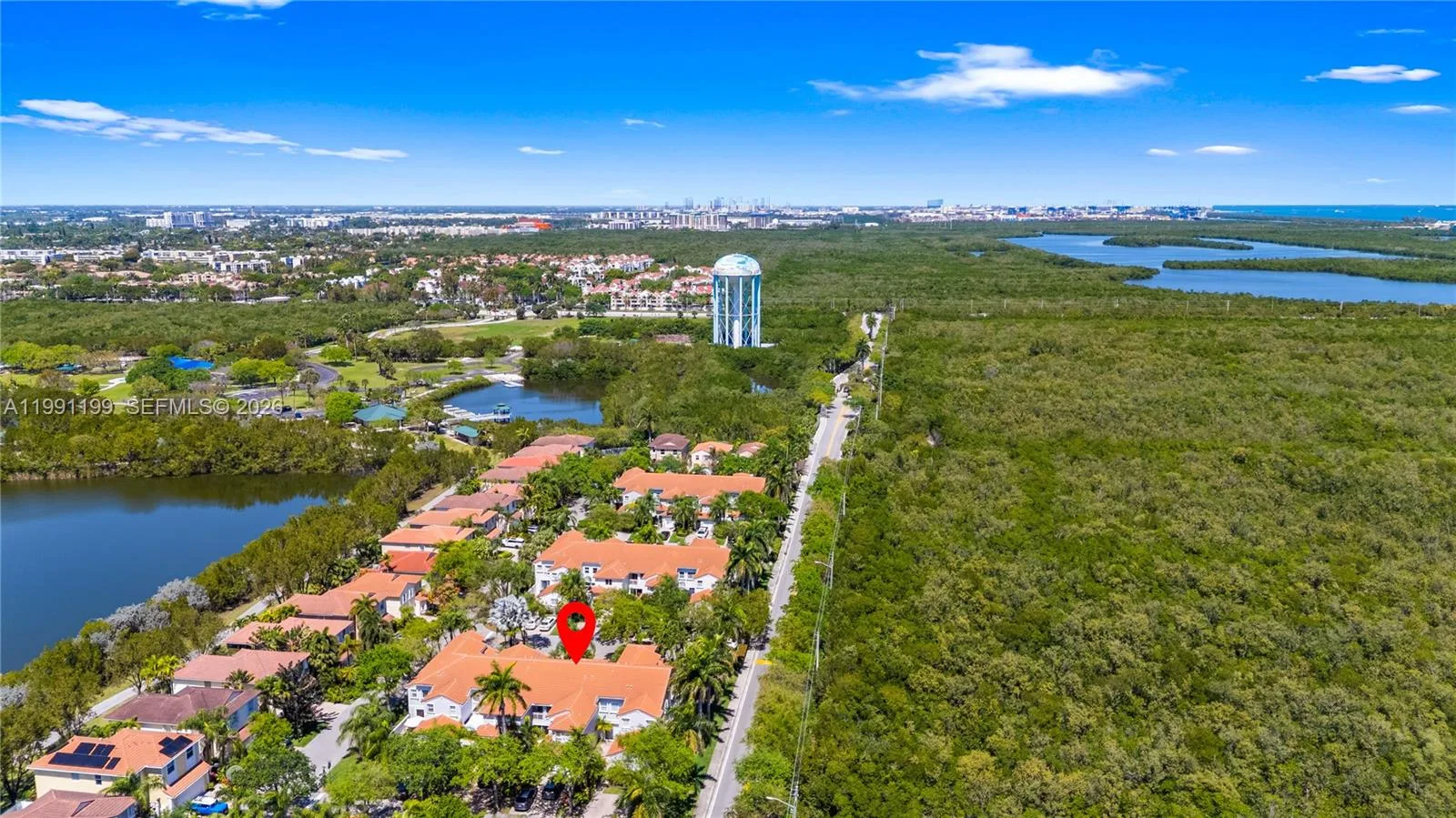 1120 Canella Ln # 1120, Hollywood, FL 33019 photo 5