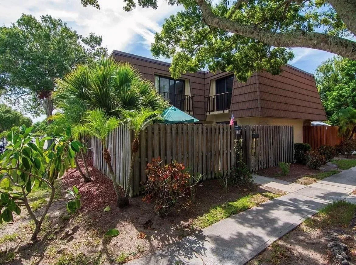 1166 6th Avenue # B8, Vero Beach, FL 32960 photo 5