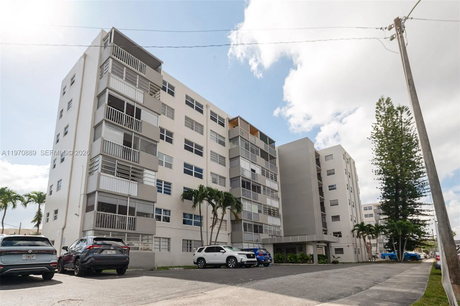 16450 Miami Dr # 503, North Miami Beach, FL 33162