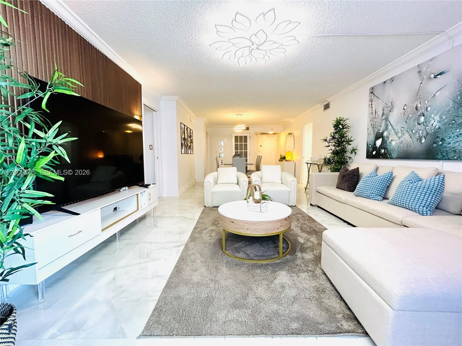 6039 Collins Ave # 1507, Miami Beach, FL 33140