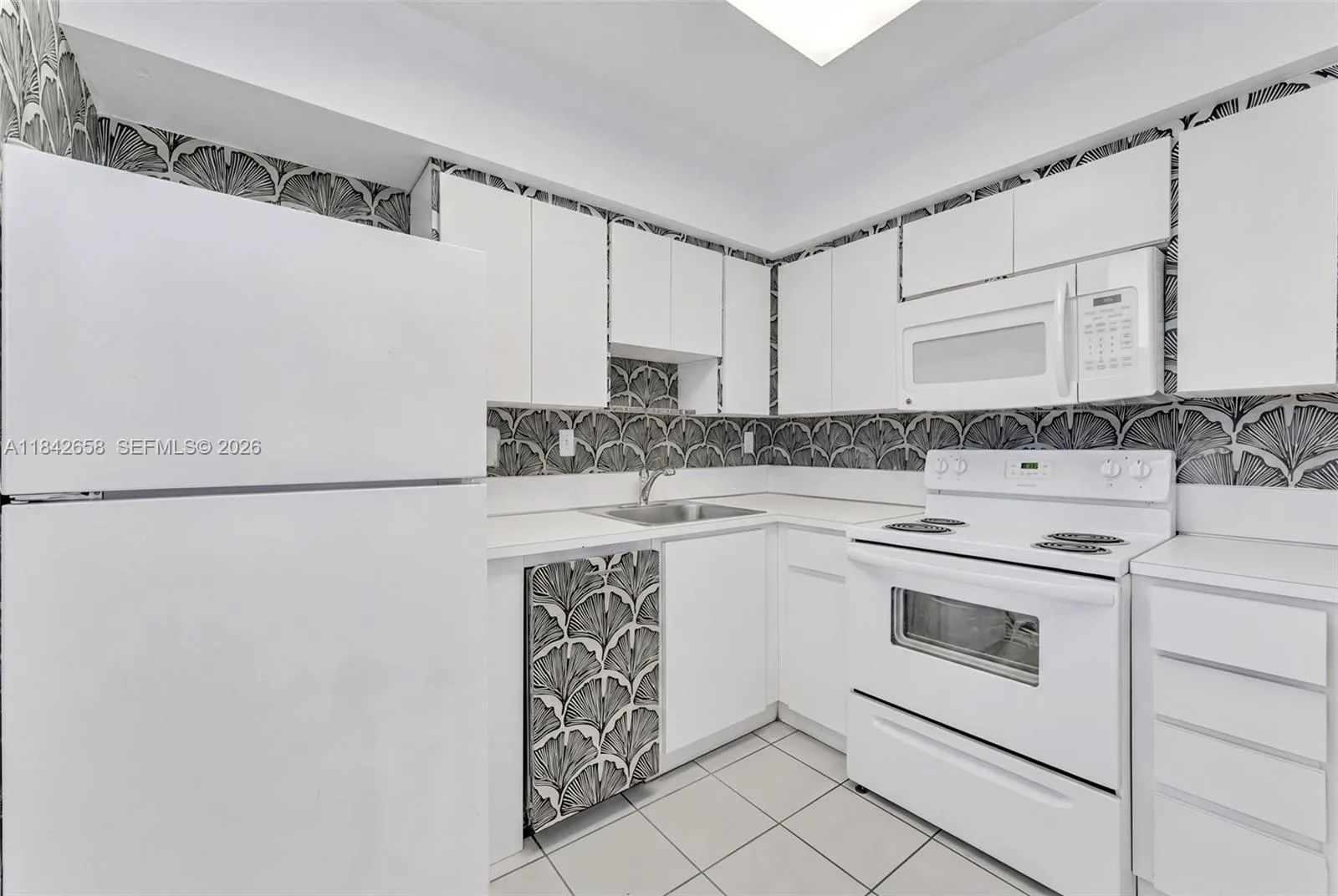 770 NE 69th St # 4H, Miami, FL 33138 photo 10