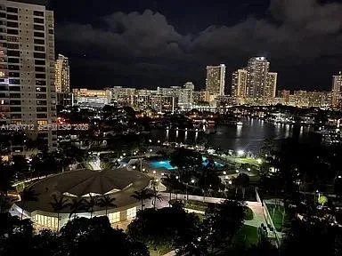 600 Three Islands Blvd # 1113, Hallandale Beach, FL 33009 photo 3
